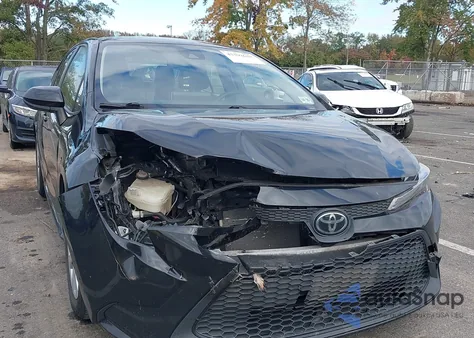 2021 Toyota Corolla Le z USA, uszkodzony, nr VIN JTDEPMAE4MJ136506
